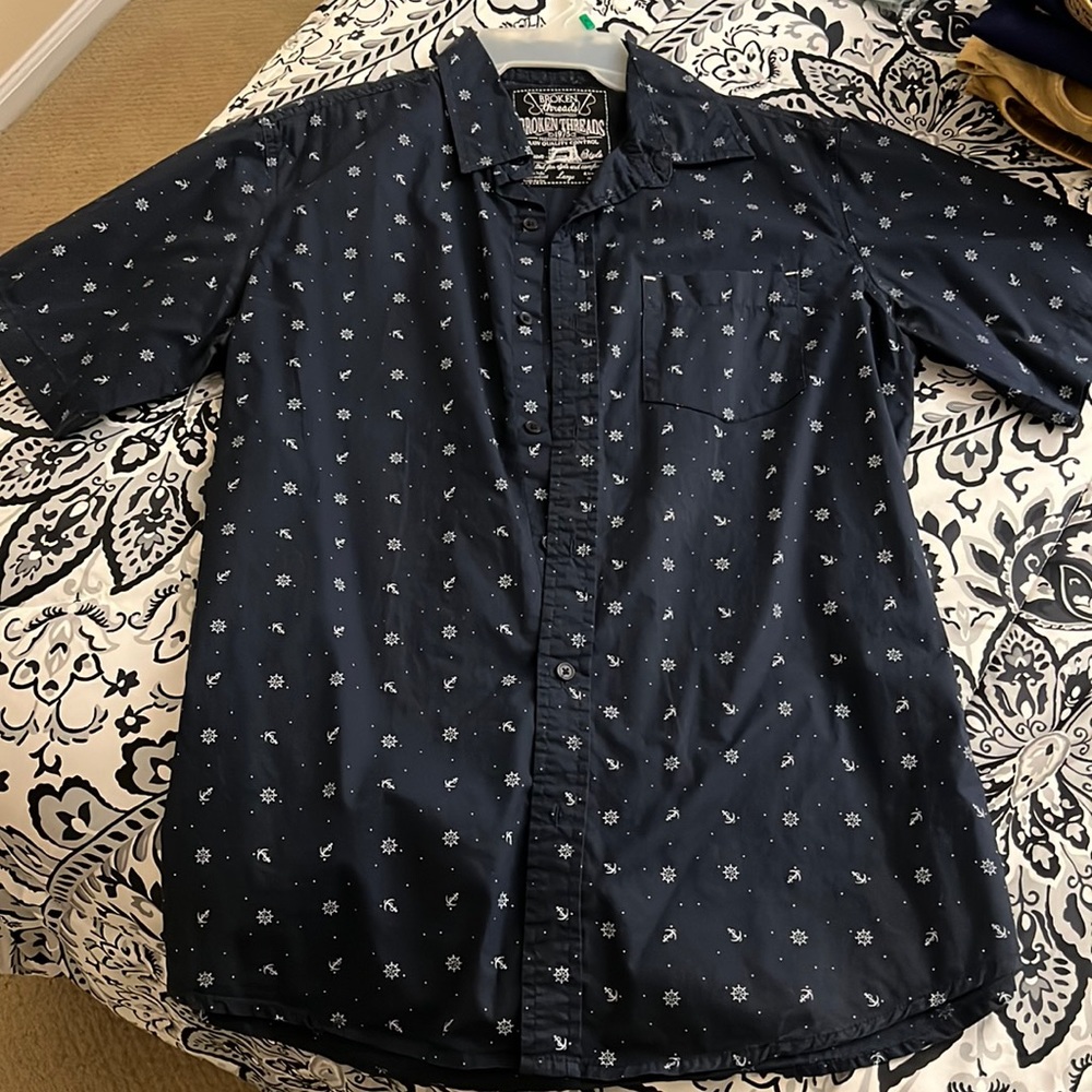 blue anchor shirt size L